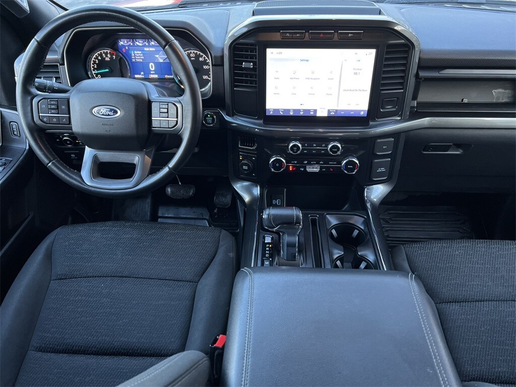 2023 Ford F-150 XLT photo 3
