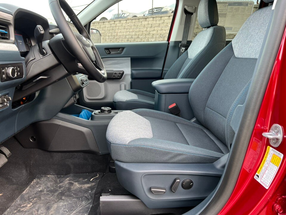 2025 Ford Maverick XLT photo 3