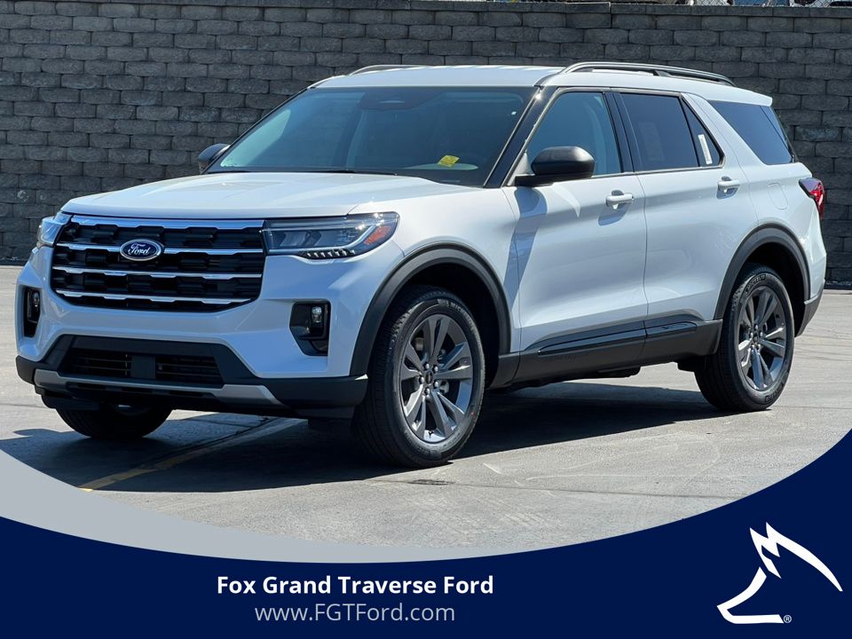 2024 Ford Explorer XLT 4WD's photo