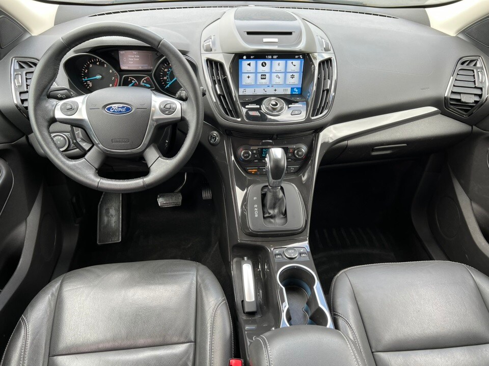 2016 Ford Escape Titanium photo 2