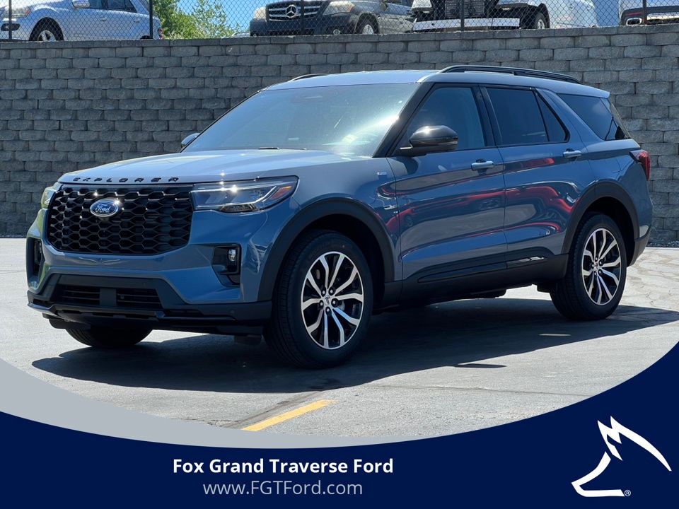2026 Ford Explorer ST-LINE 4WD's photo