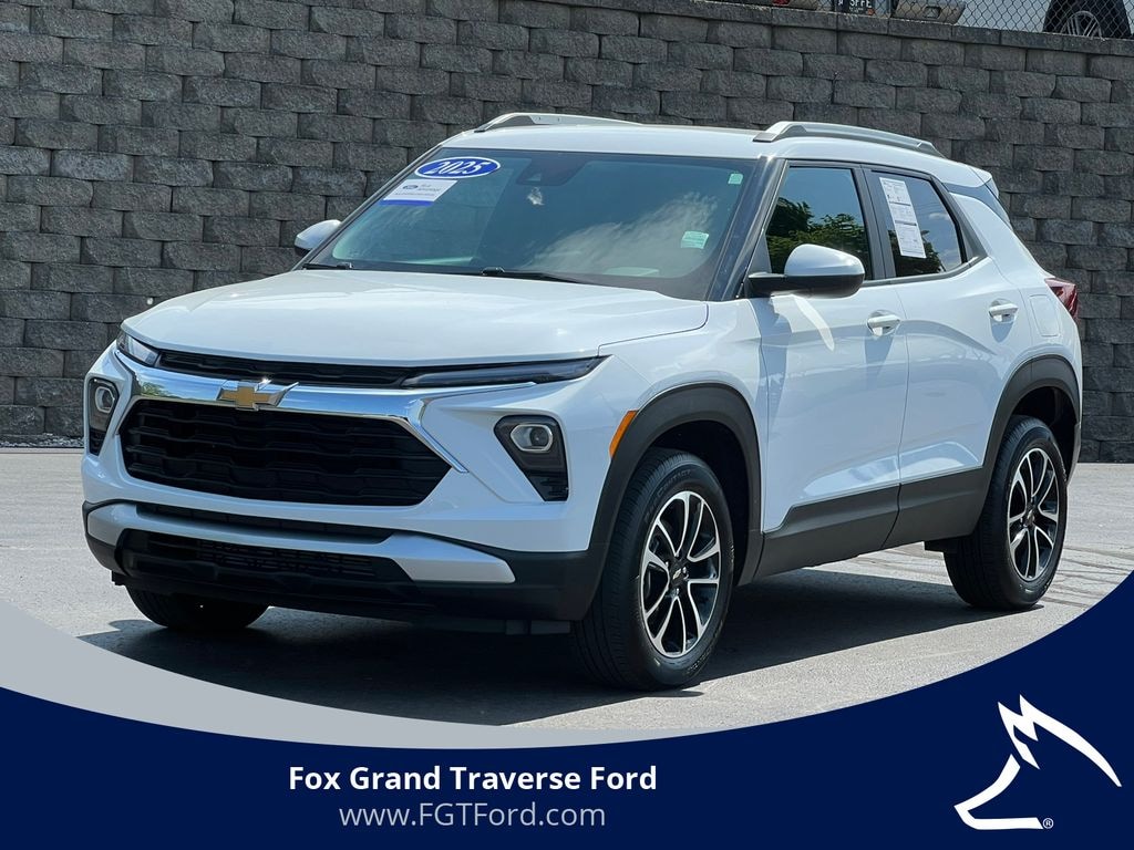 Used 2025 Chevrolet Trailblazer LT SUV