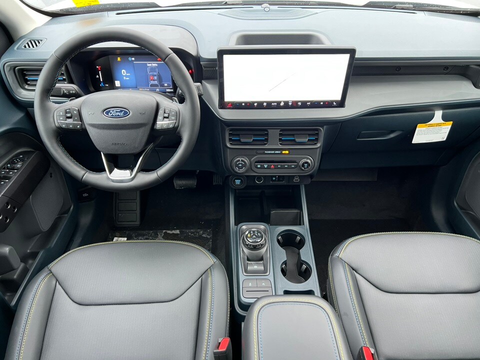 2026 Ford Maverick photo 2