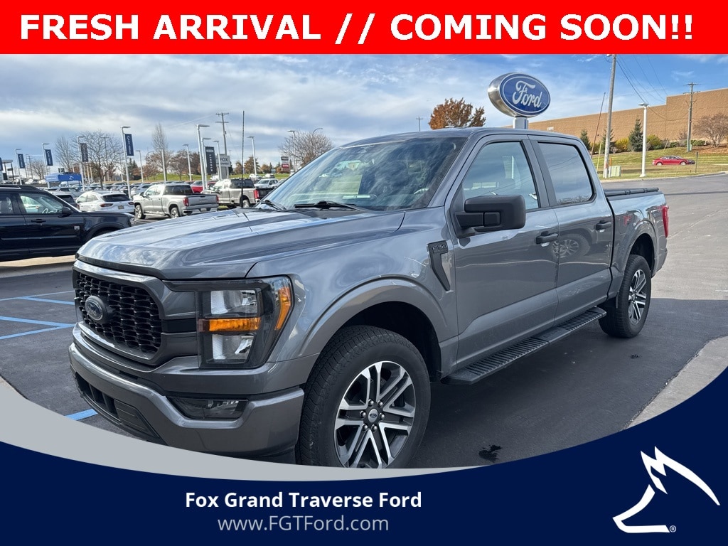 2023 Ford F-150 XL's photo