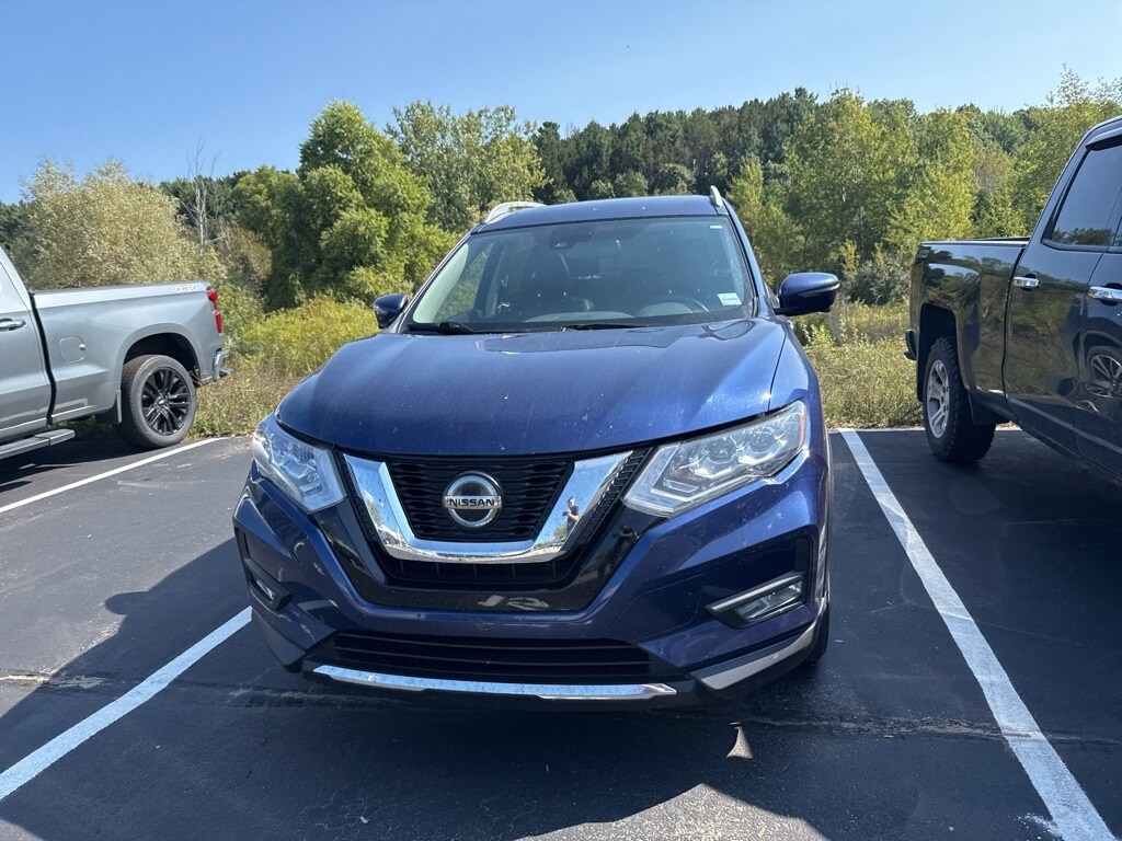 2020 Nissan Rogue SL photo 2