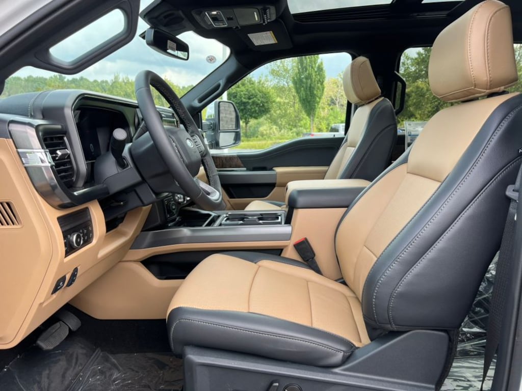 New 2026 Ford F-350SD F-350® Lariat® Truck