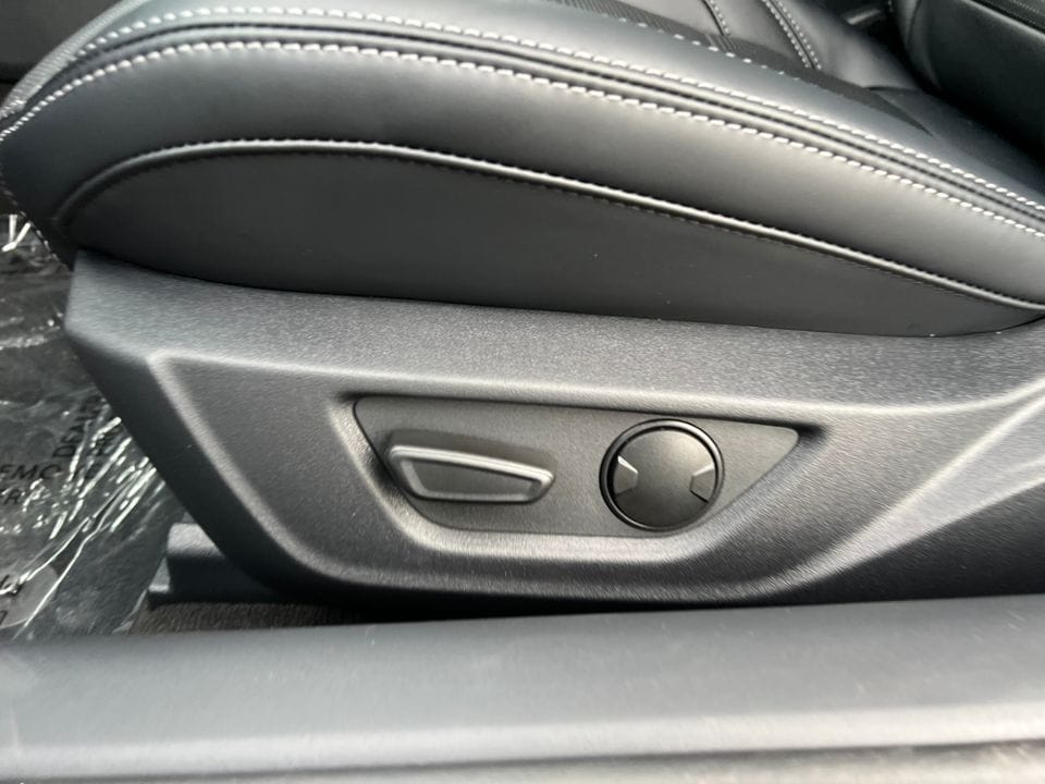 2026 Ford Mustang EcoBoost Premium Convertible - Photo 10