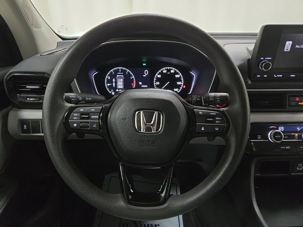 Used 2023 Honda Pilot LX SUV
