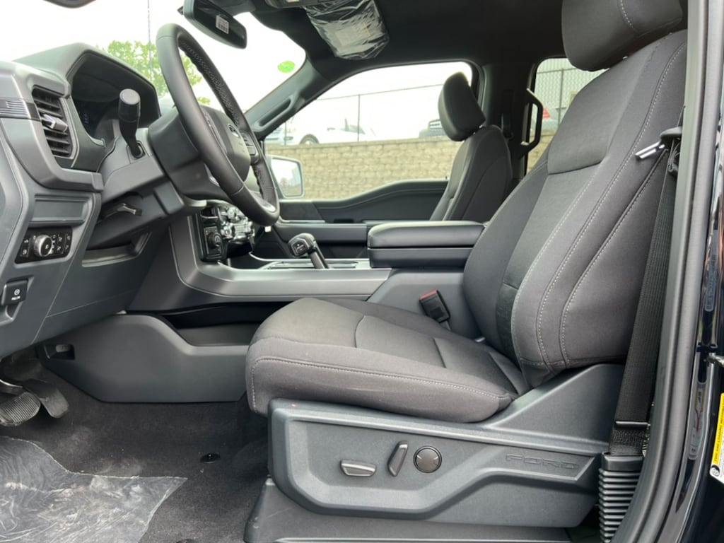 New 2025 Ford F-150 XLT Truck