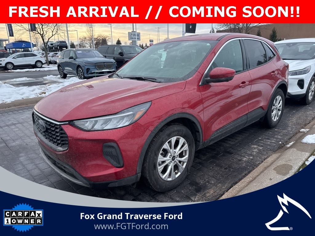 2023 Ford Escape Base's photo