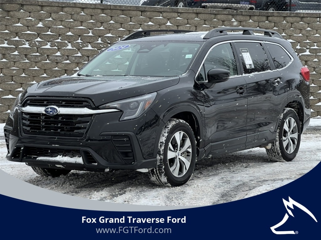 2024 Subaru Ascent Premium's photo