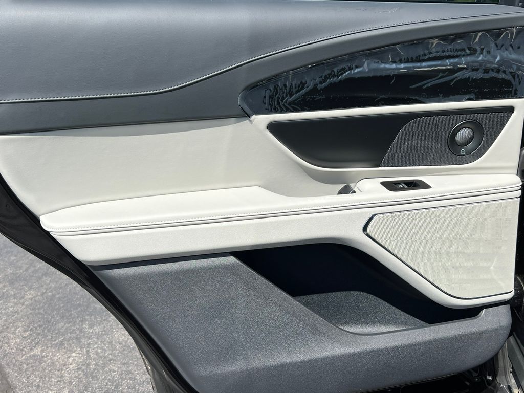 2026 Lincoln Nautilus Premiere - Photo 38