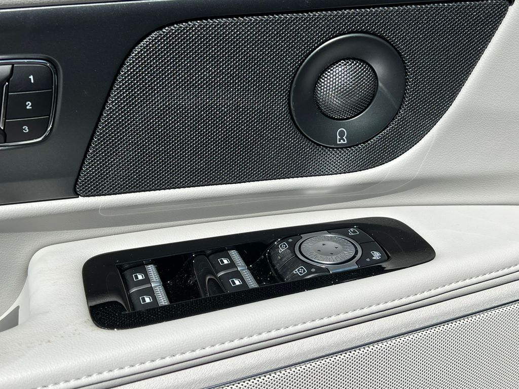 2026 Lincoln Nautilus Premiere - Photo 15