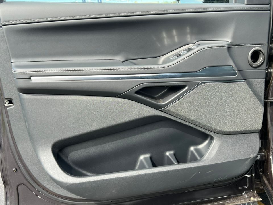 2025 Lincoln Navigator Reserve L - Photo 16