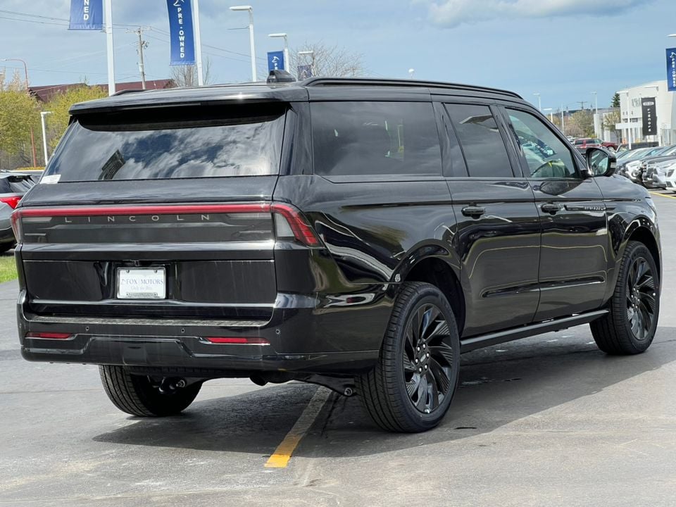 2026 Lincoln Navigator Reserve L - Photo 10
