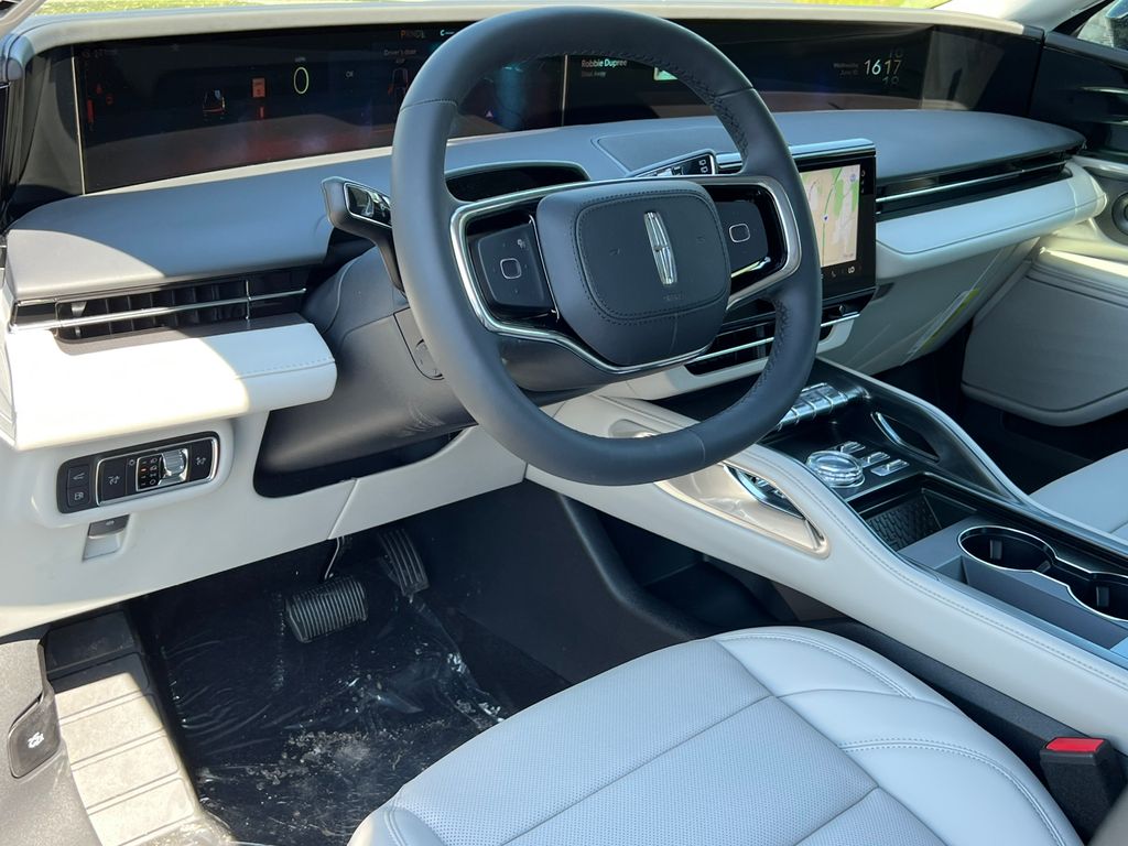 2026 Lincoln Nautilus Premiere - Photo 17