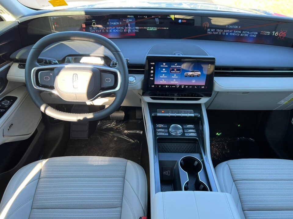 2026 Lincoln Nautilus Premiere photo 2