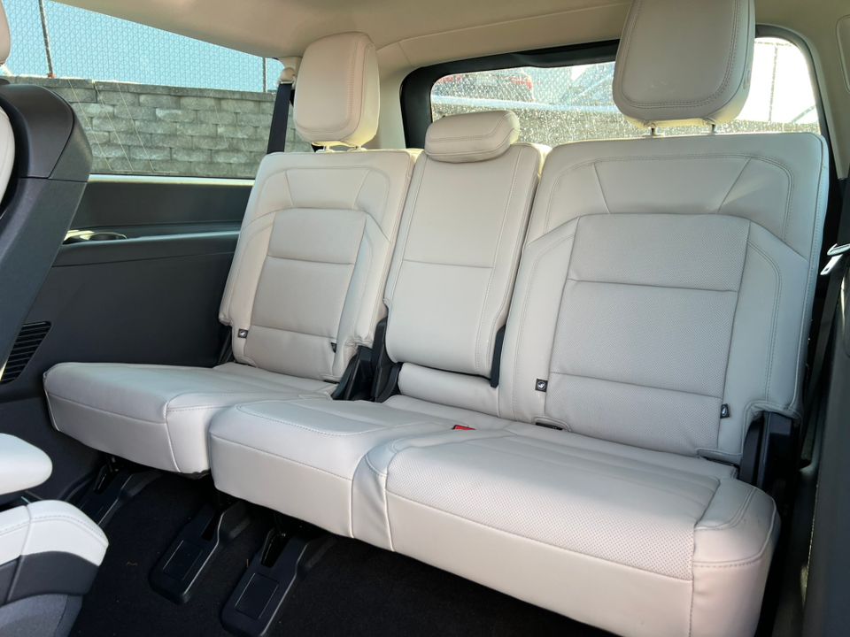 2026 Lincoln Navigator Reserve L - Photo 6