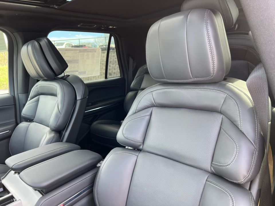 2025 Lincoln Navigator Reserve L - Photo 14
