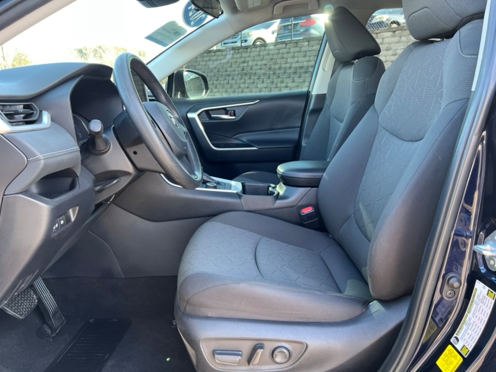 Used 2024 Toyota RAV4 Hybrid XLE SUV