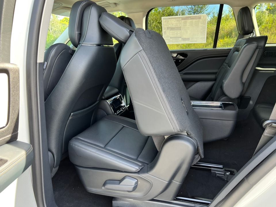 2027 Lincoln Aviator Reserve - Photo 6