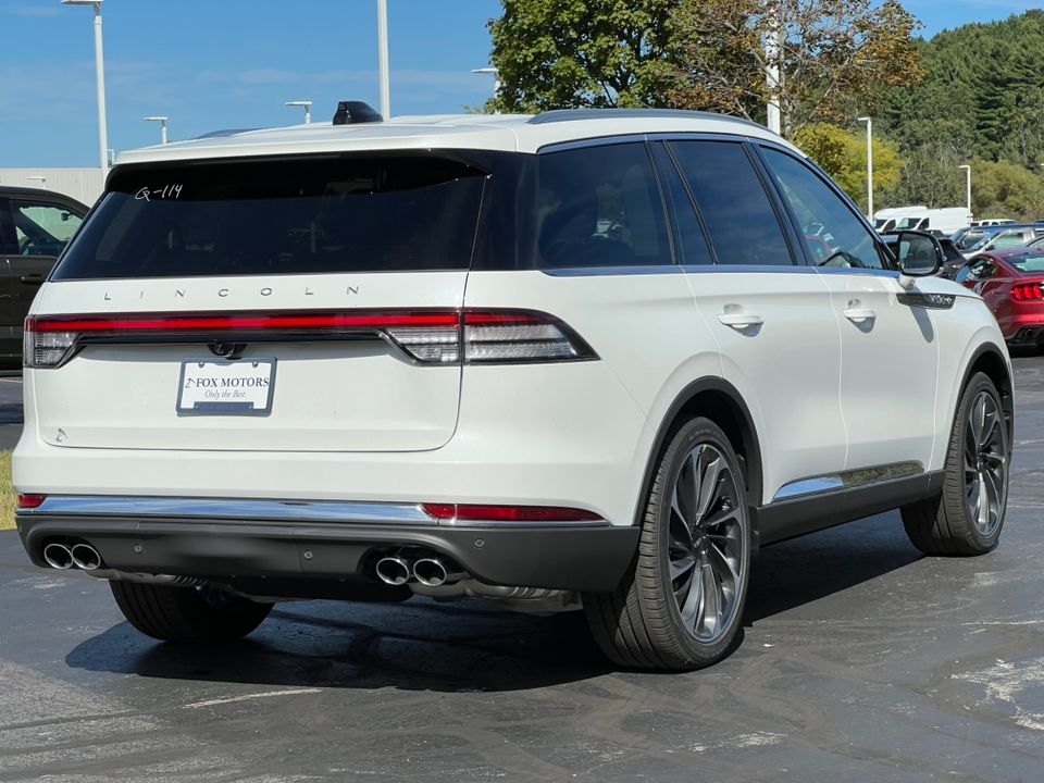 2027 Lincoln Aviator Reserve - Photo 11