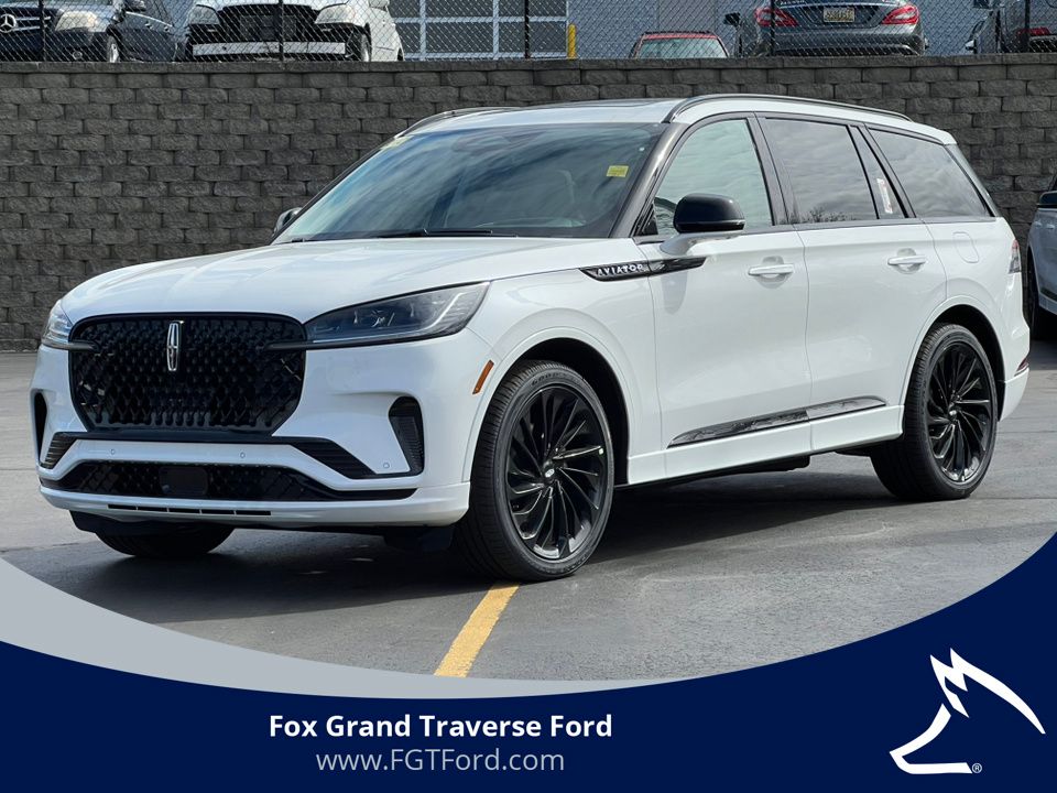2026 Lincoln Aviator Reserve AWD's photo