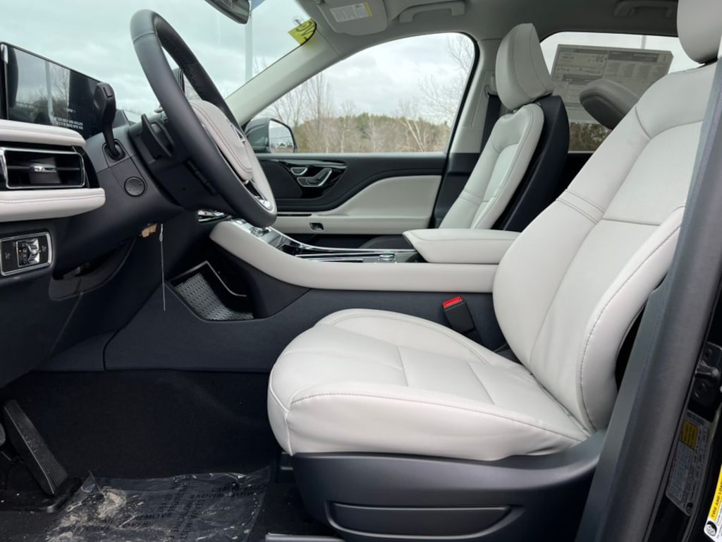 New 2026 Lincoln Aviator Premiere SUV