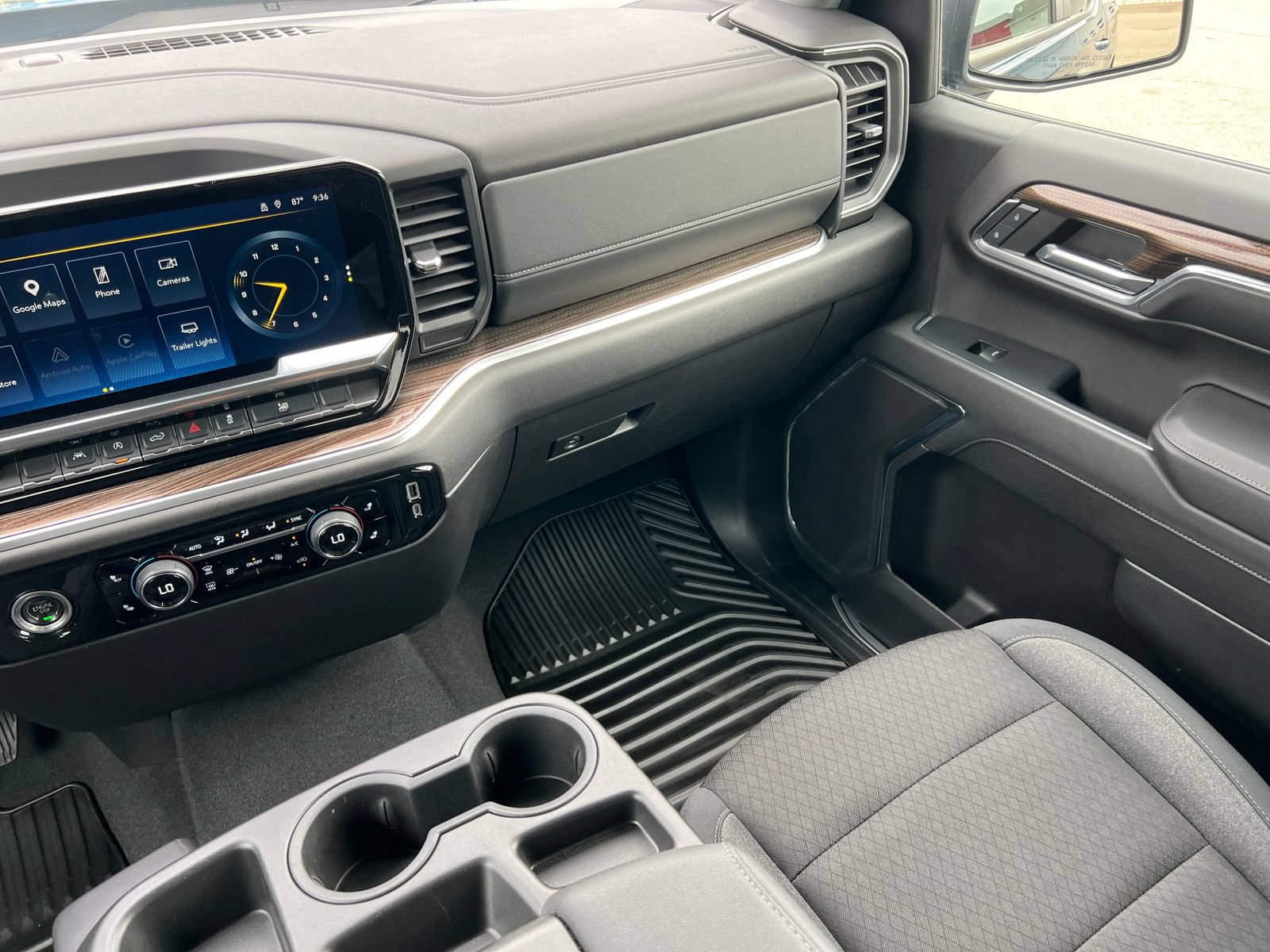 2024 Chevrolet Silverado 1500 LT - Photo 35