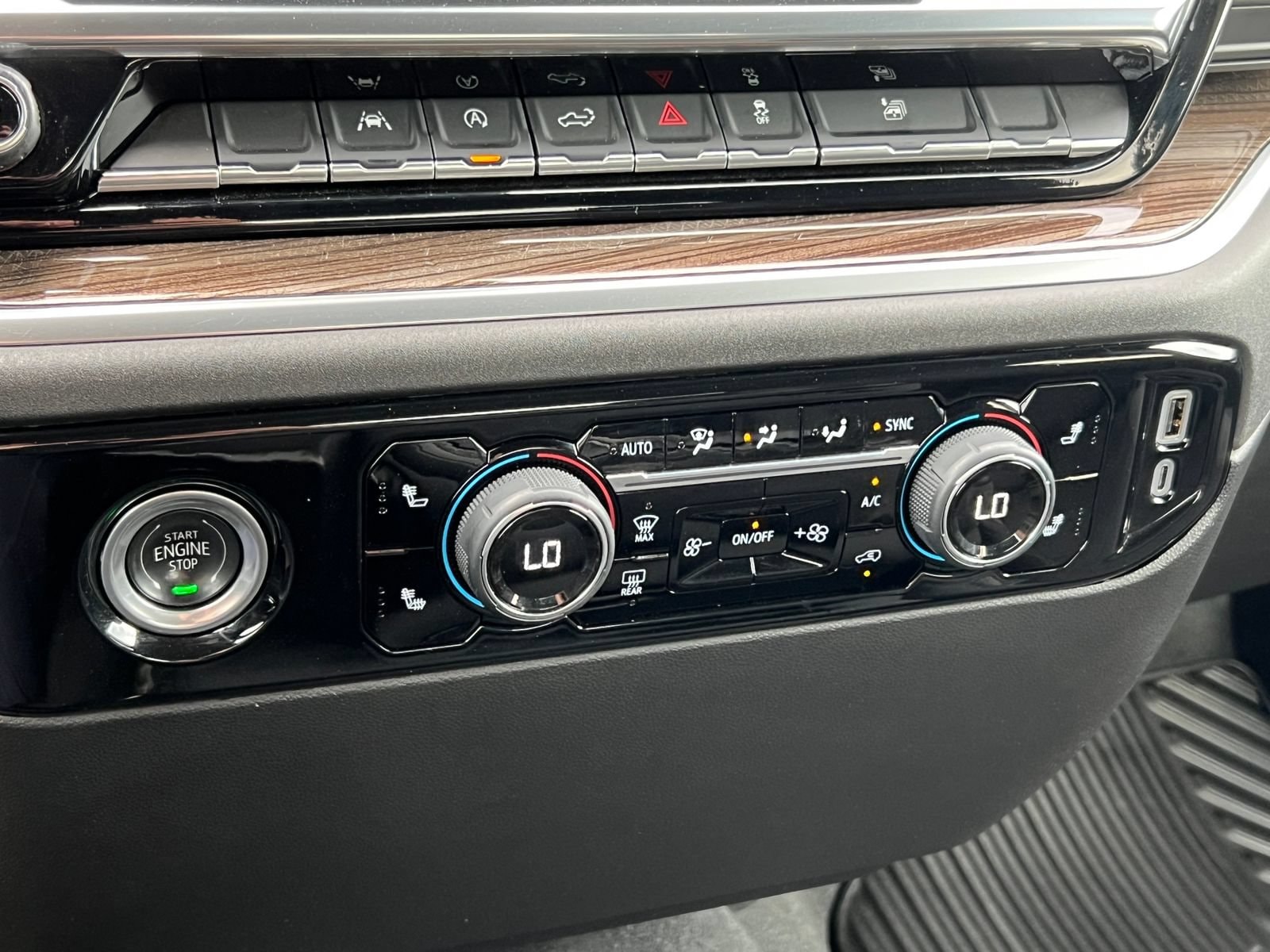 2024 Chevrolet Silverado 1500 LT - Photo 29