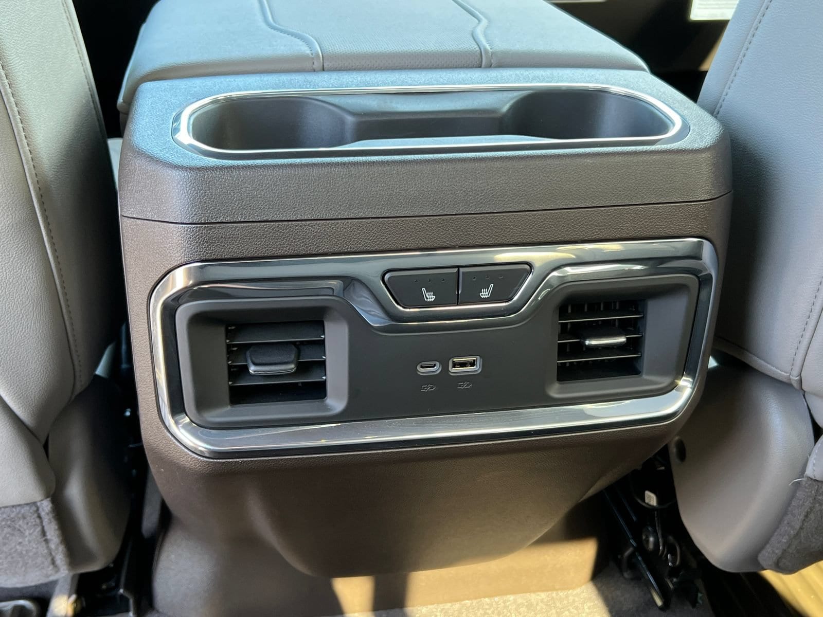 2026 Chevrolet Silverado 1500 LTZ - Photo 34