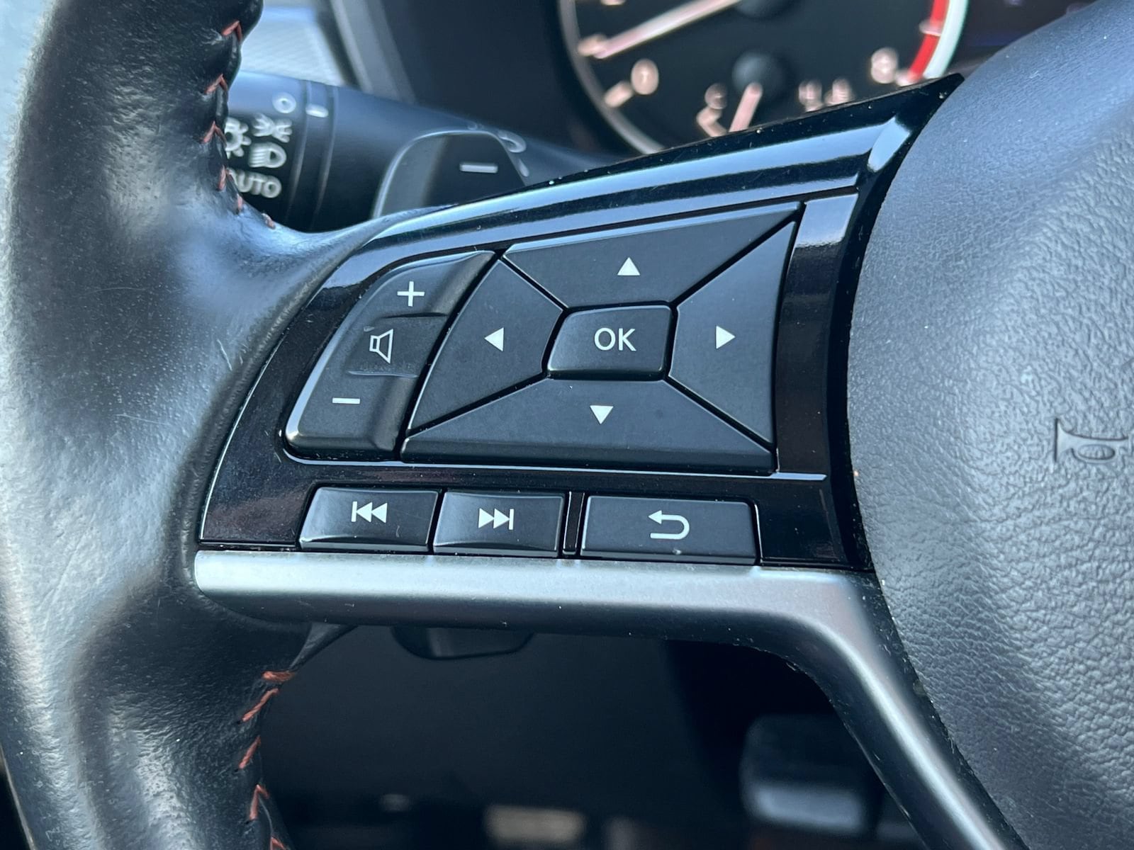 2024 Nissan Altima SR - Photo 23