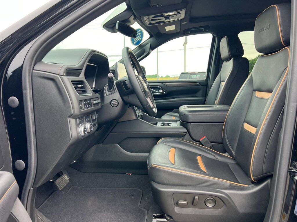 Used 2023 GMC Yukon XL AT4 SUV