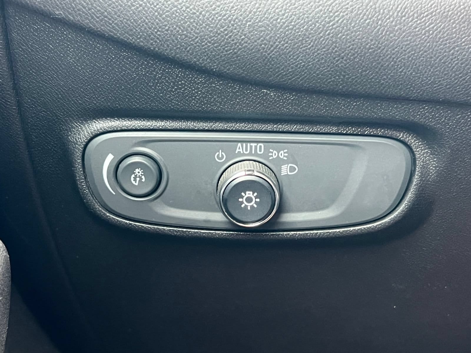 2019 Chevrolet Equinox LT - Photo 20