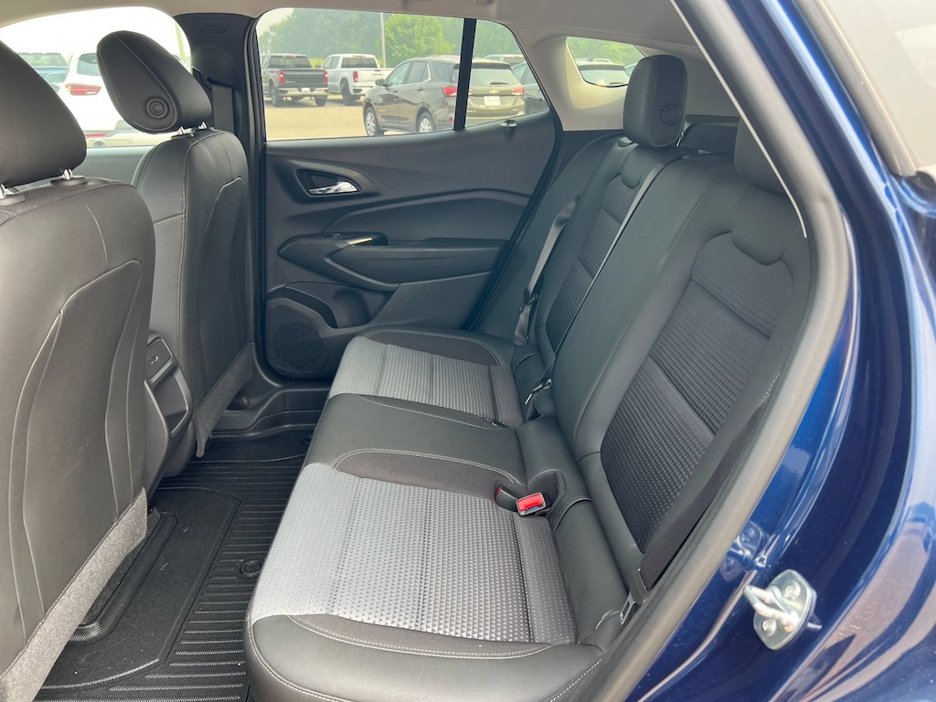 Used 2024 Chevrolet Trax LT SUV