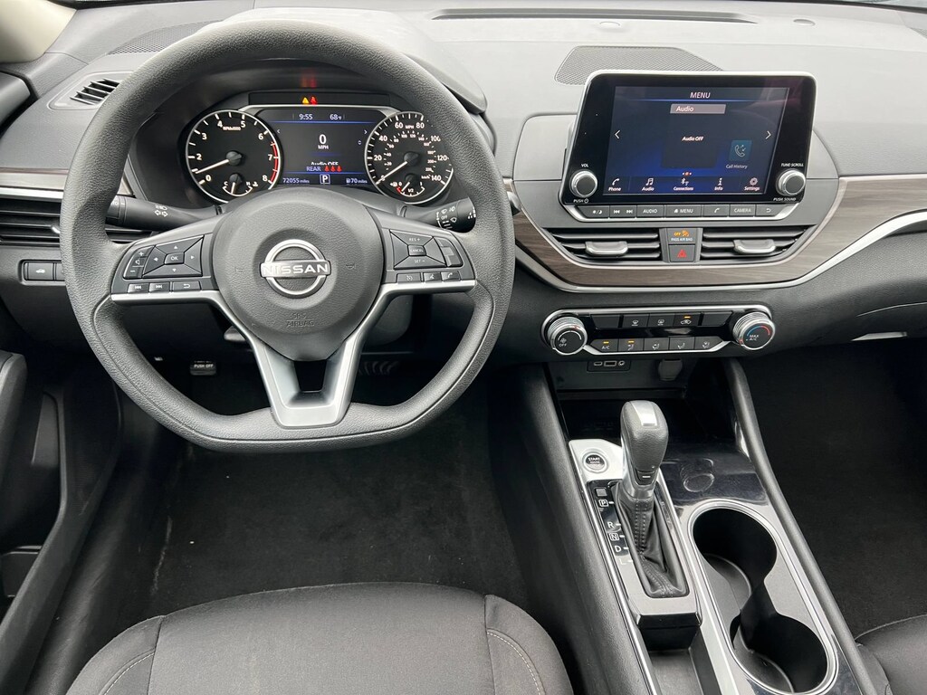 Used 2024 Nissan Altima 2.5 SV Sedan