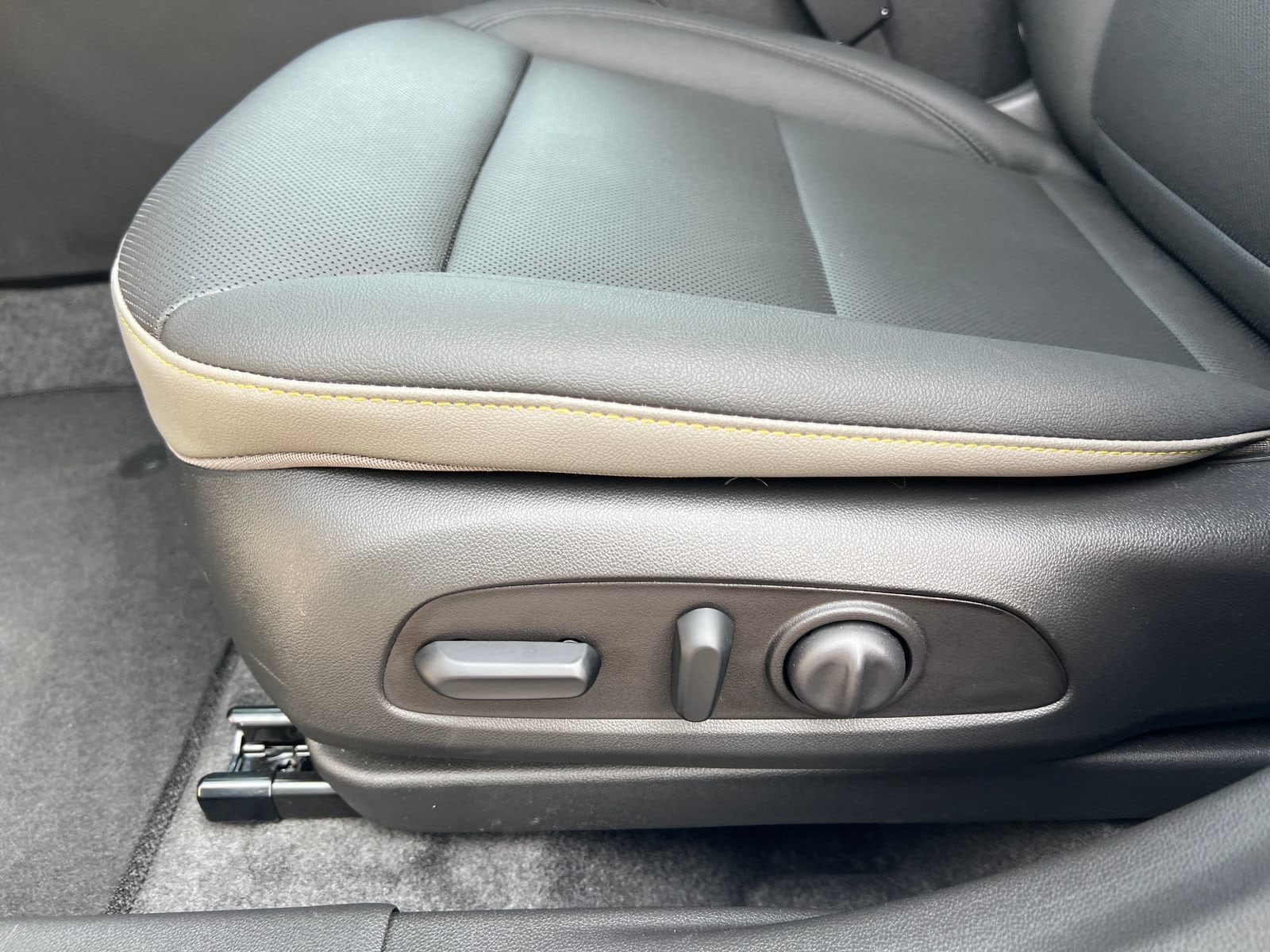 2026 Chevrolet Trax Activ - Photo 8