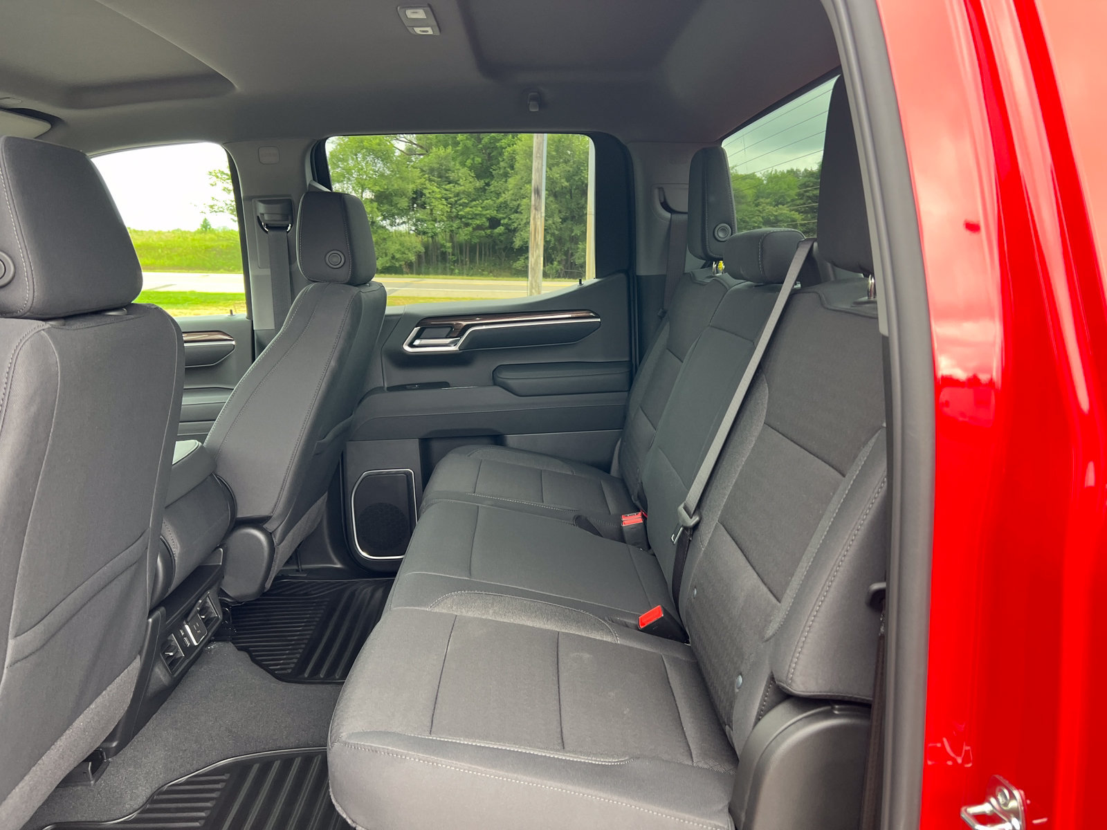 2026 Chevrolet Silverado 1500 LT - Photo 5