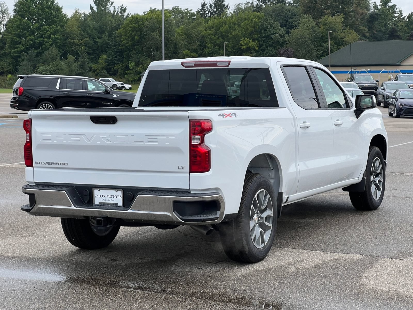 2026 Chevrolet Silverado 1500 LT - Photo 9