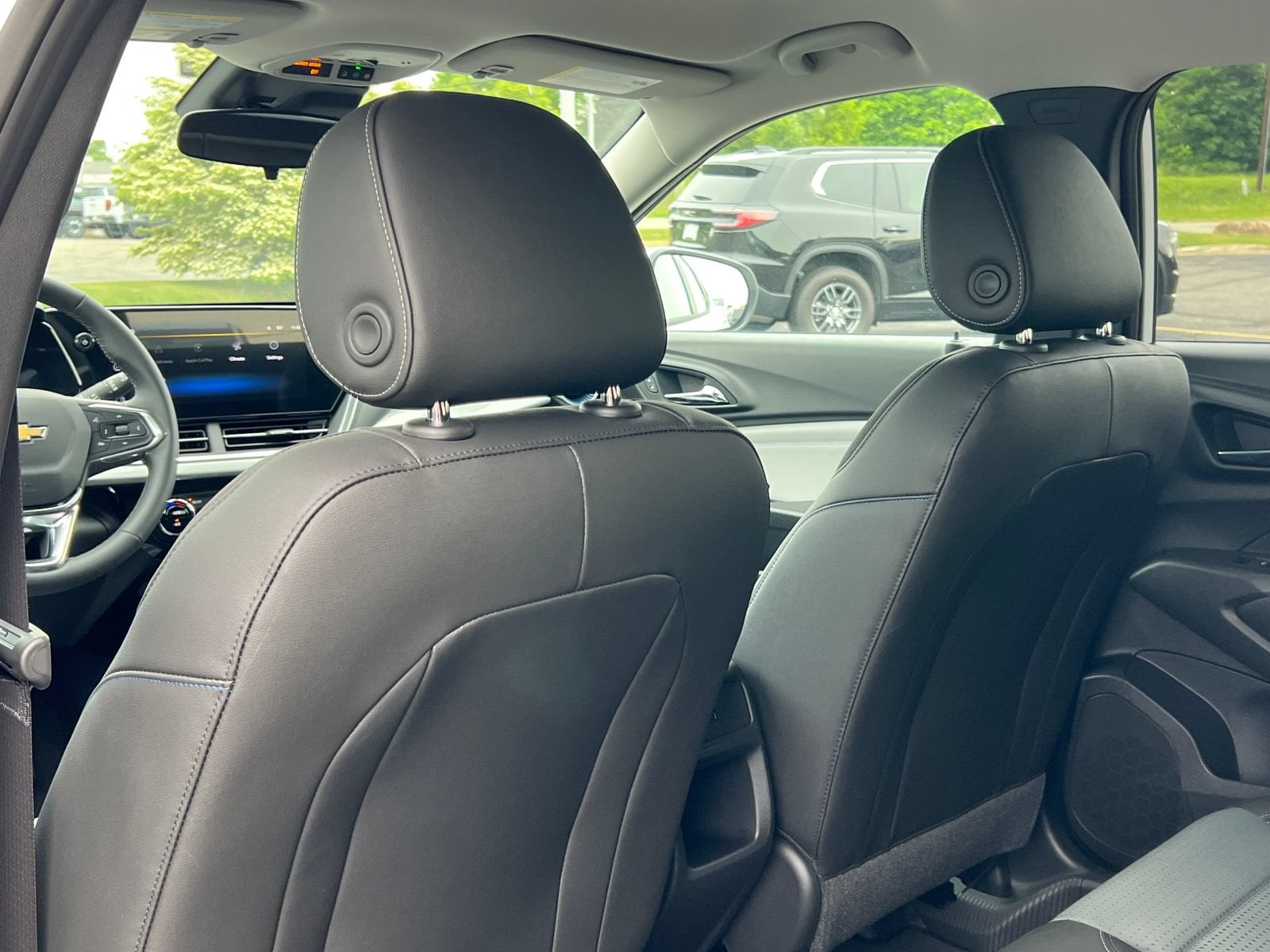 2026 Chevrolet Trax LT - Photo 32