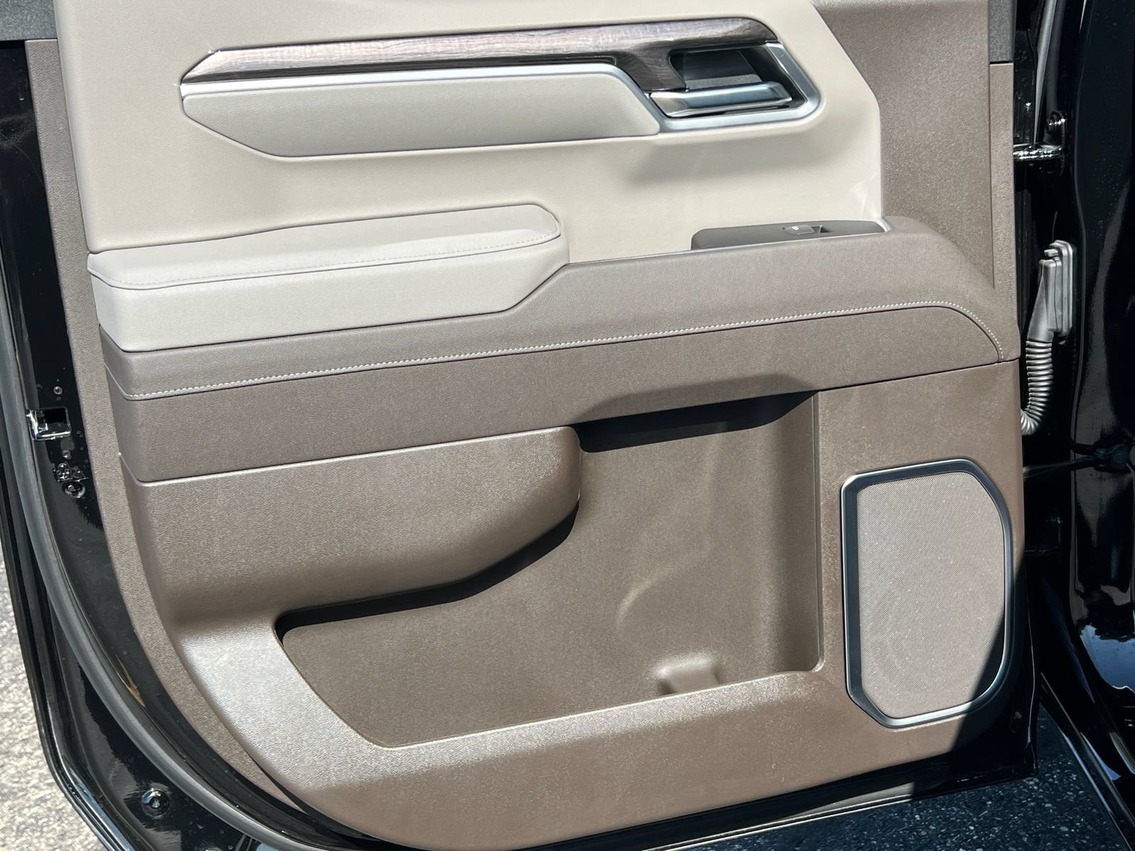 2026 Chevrolet Silverado 1500 LTZ - Photo 36