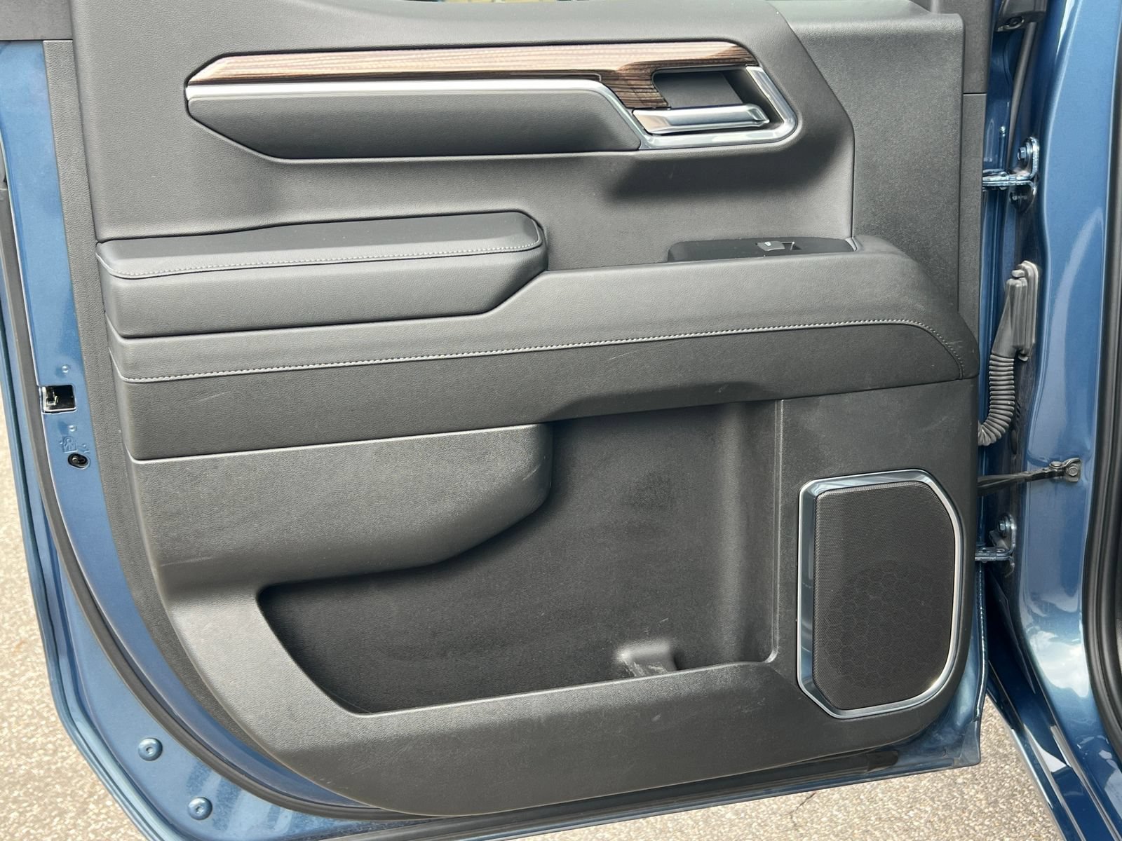 2024 Chevrolet Silverado 1500 LT - Photo 38