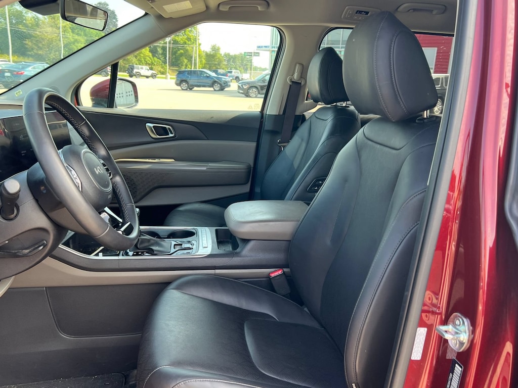 Used 2025 Kia Carnival MPV EX Van Passenger Van