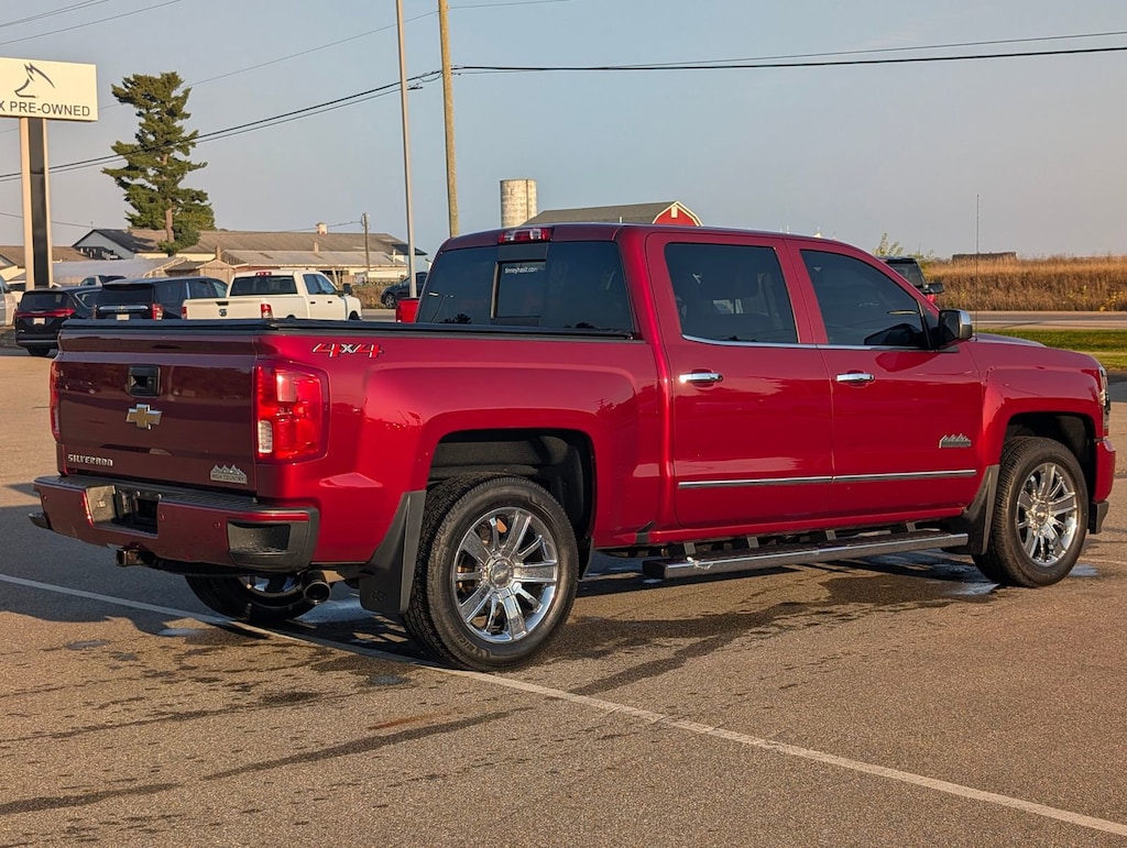 Used 2018 Chevrolet Silverado 1500 High Country Truck Crew Cab