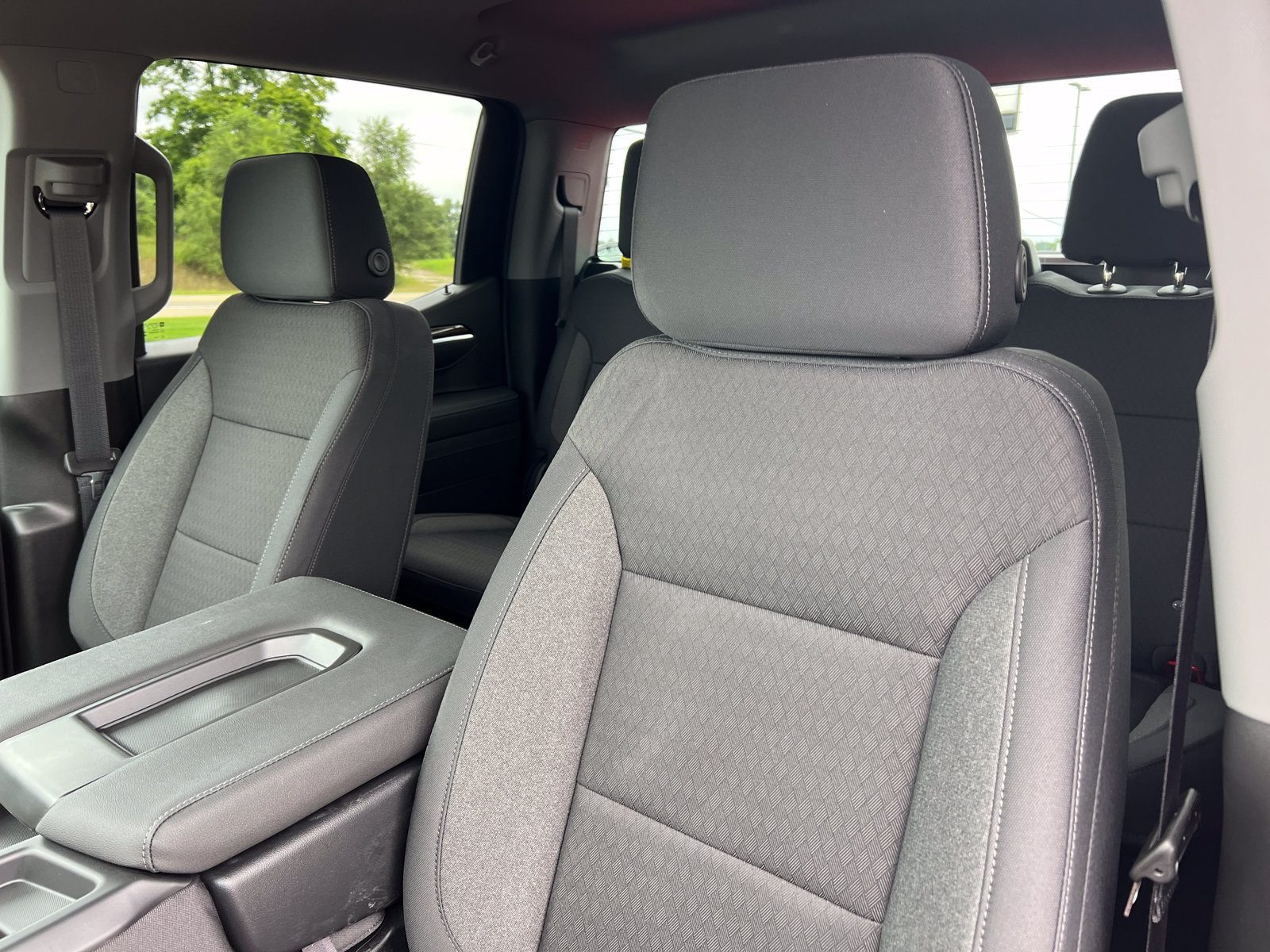2026 Chevrolet Silverado 1500 LT - Photo 12