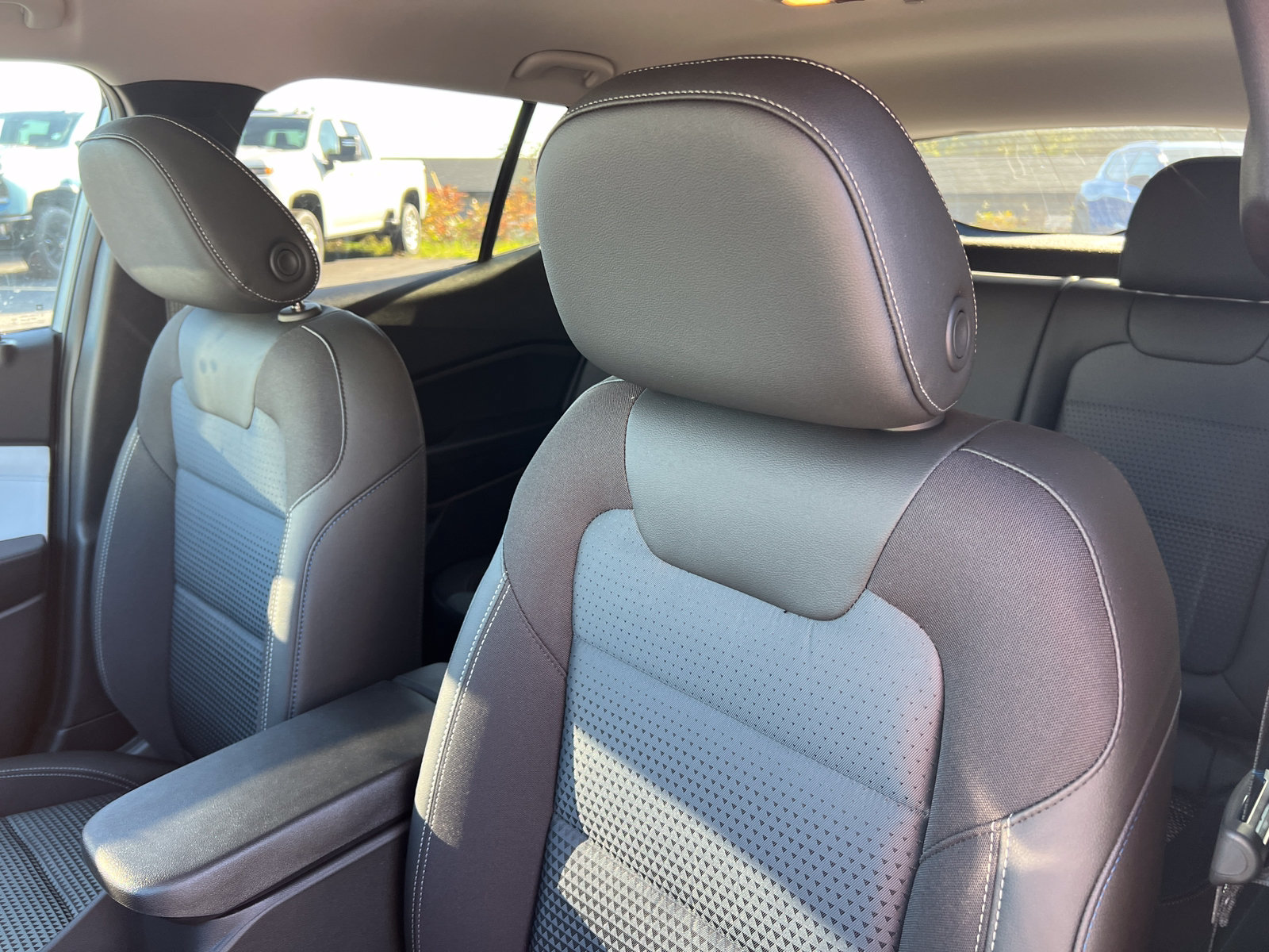 2026 Chevrolet Trax LT - Photo 9
