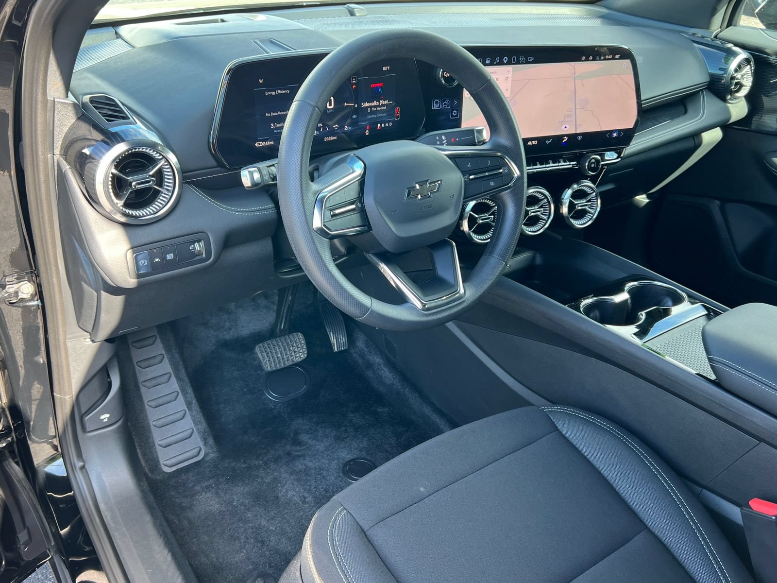 2026 Chevrolet Blazer EV LT - Photo 14