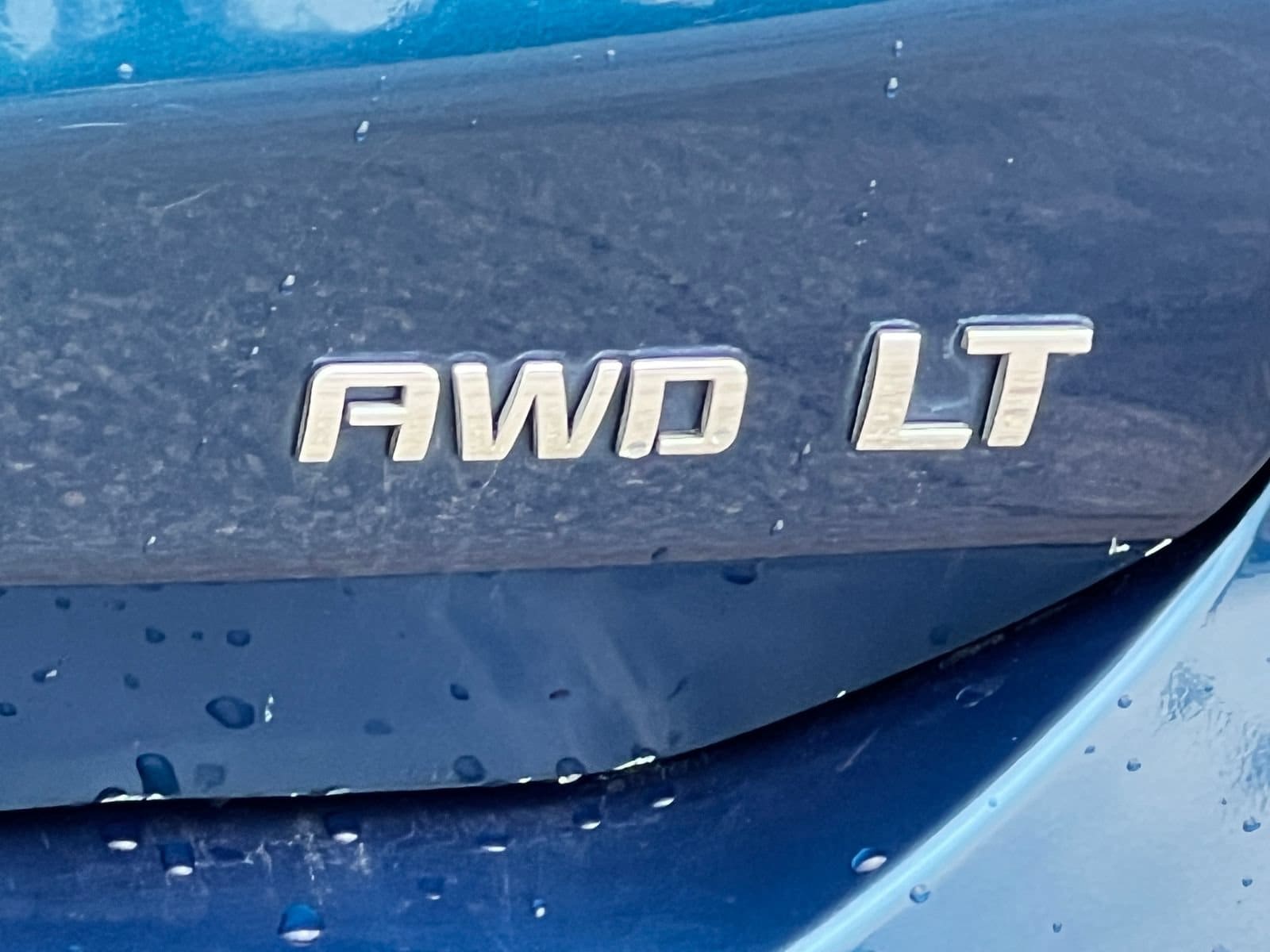 2019 Chevrolet Equinox LT - Photo 2