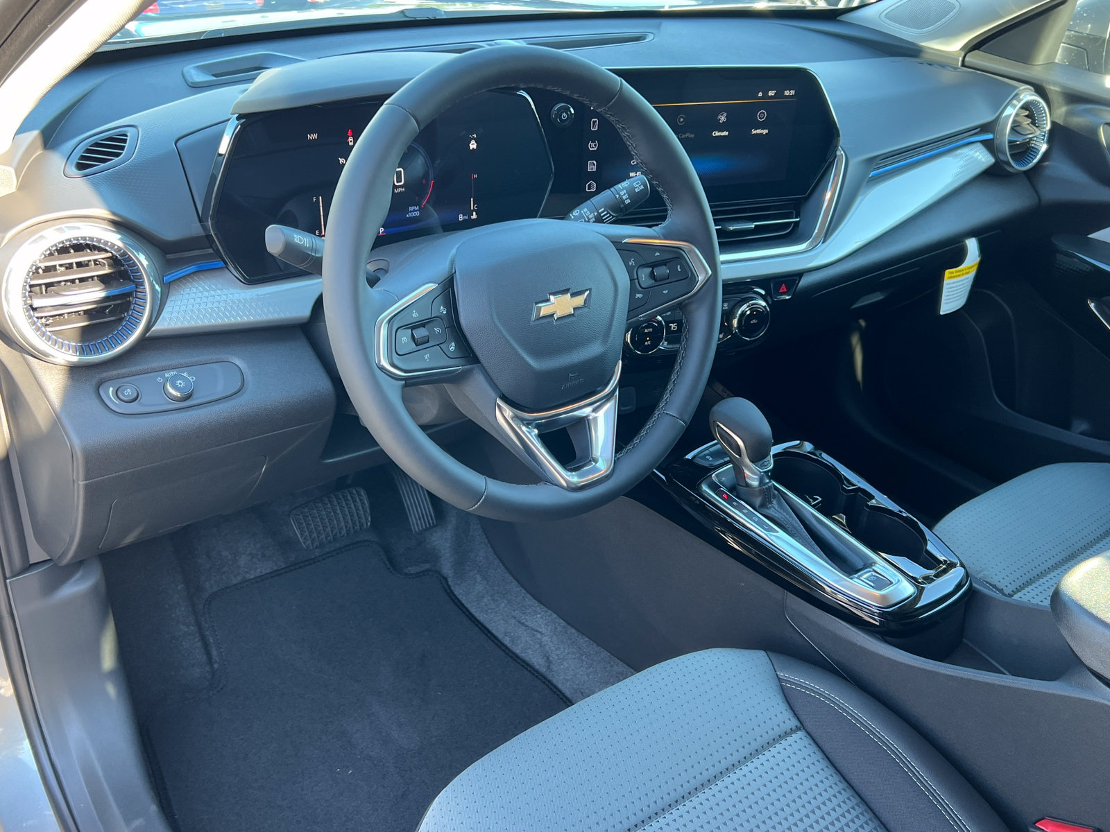 2026 Chevrolet Trax LT - Photo 13