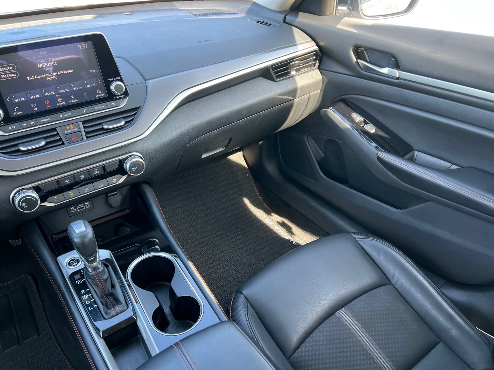 2024 Nissan Altima SR - Photo 33